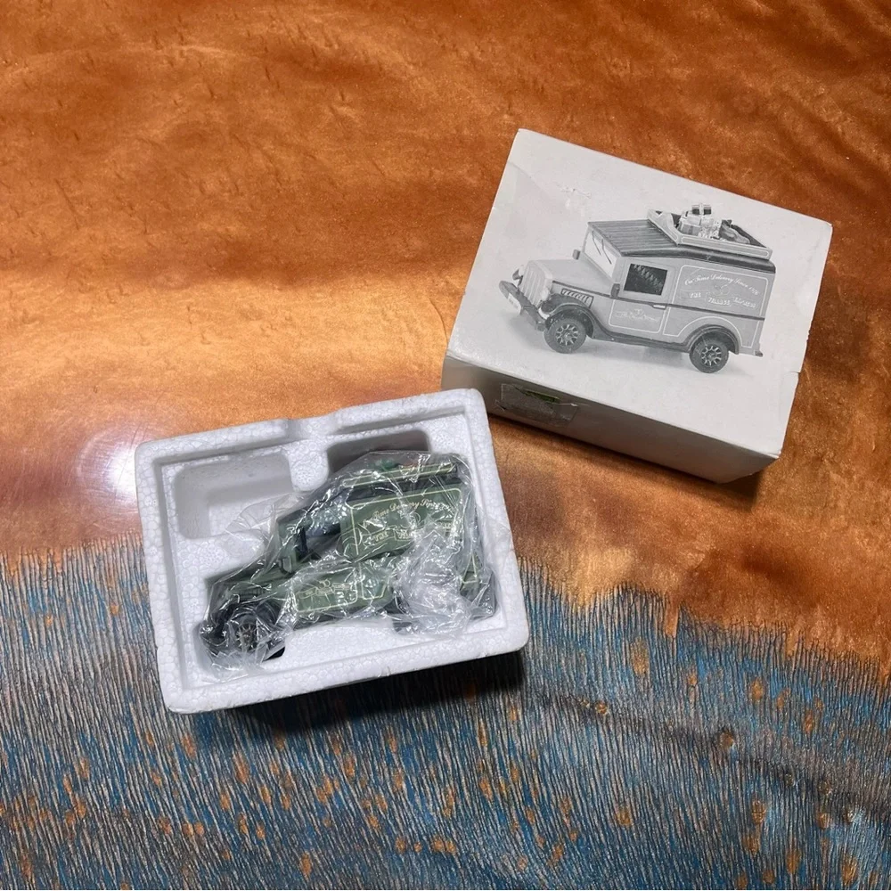 Vintage Department 56 Village Express Van ceramic hand painted green